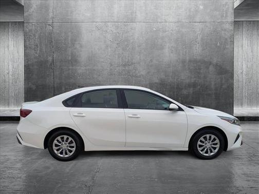 2024 Kia Forte LX