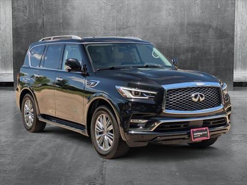 2023 INFINITI QX80 Luxe