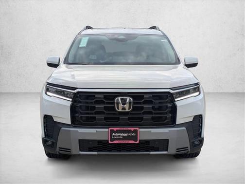 Platinum White Pearl 2026 Honda Pilot Touring 8-Passenger