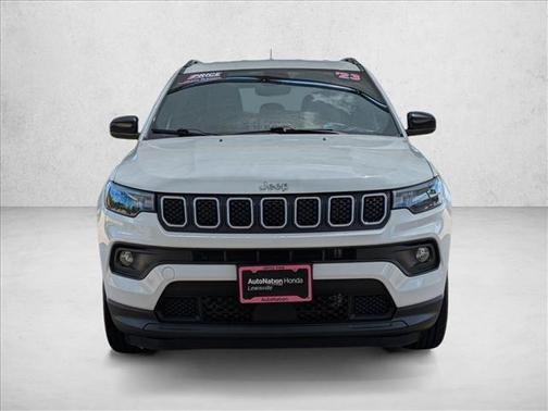 Bright White Clearcoat 2023 Jeep Compass Latitude