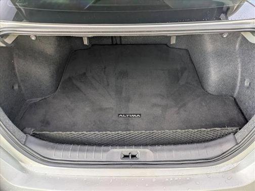2022 Nissan Altima SR FWD