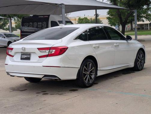 2022 Honda Accord EX-L 1.5T