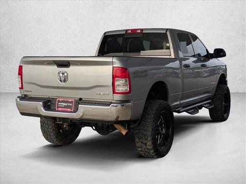 2022 RAM 2500 Tradesman Crew Cab 4x4 6'4' Box