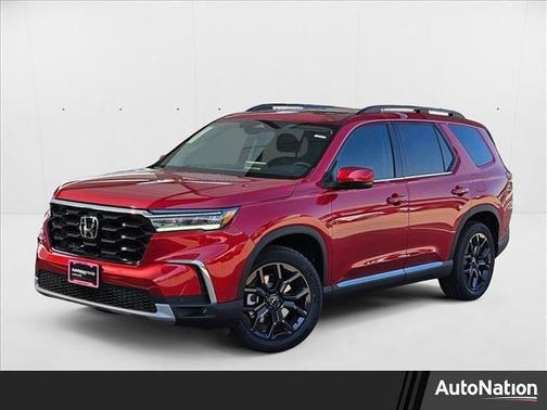 2025 Honda Pilot Touring 8-Passenger