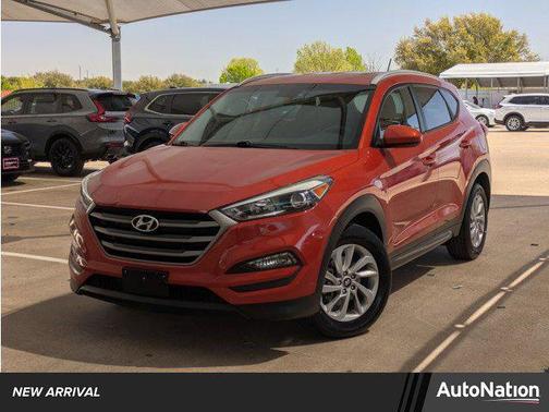 2016 Hyundai TUCSON SE