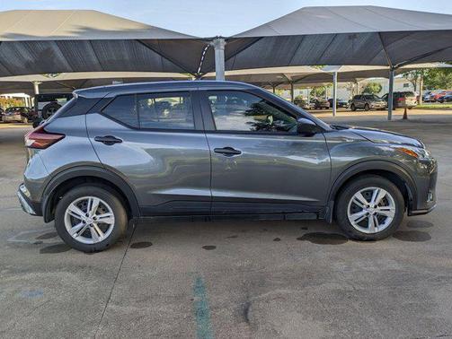 2024 Nissan Kicks S