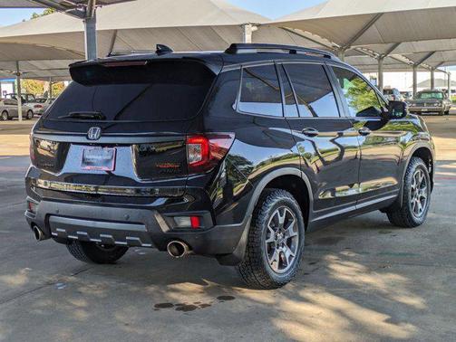 2023 Honda Passport AWD TrailSport