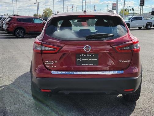 2022 Nissan Rogue Sport SV