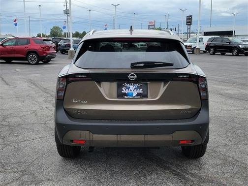 2025 Nissan Kicks SV