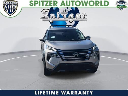Champagne Silve 2026 Nissan Rogue Platinum