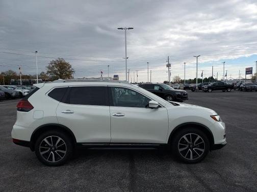 2020 Nissan Rogue SL