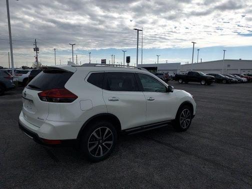 2020 Nissan Rogue SL