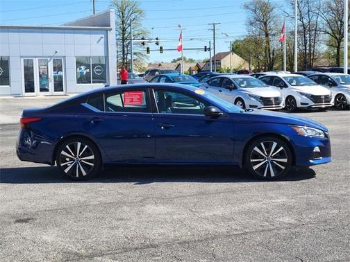 2020 Nissan Altima 2.5 SR