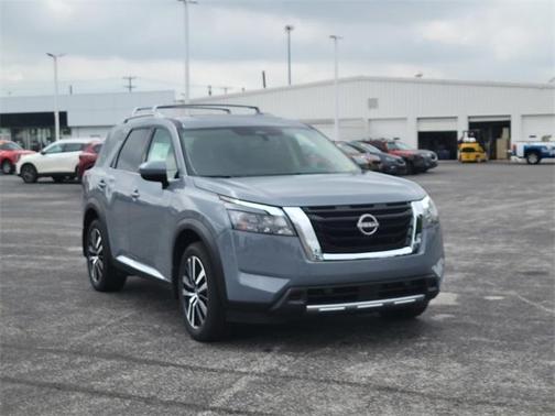 2025 Nissan Pathfinder Platinum