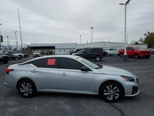 2025 Nissan Altima S