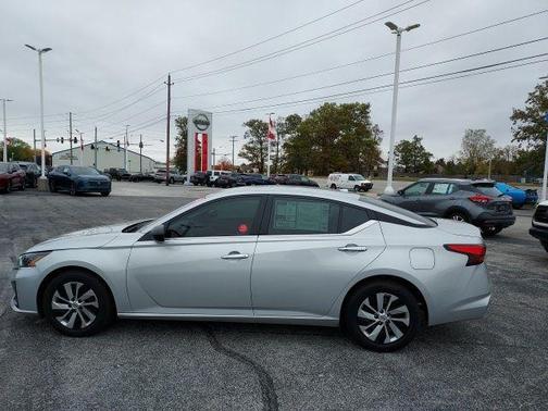 2025 Nissan Altima S