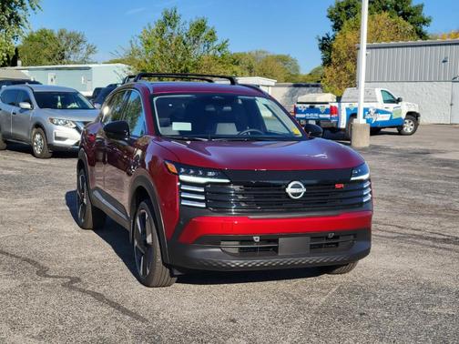2026 Nissan Kicks SR
