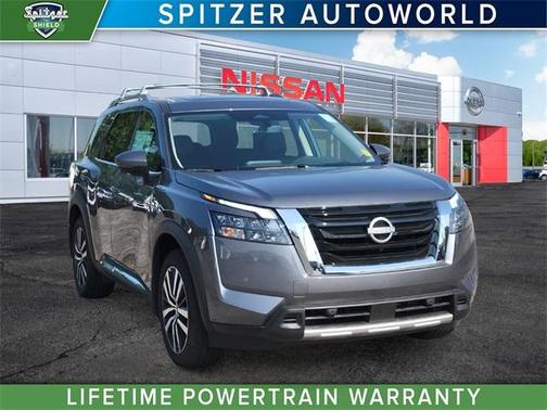 2025 Nissan Pathfinder Platinum