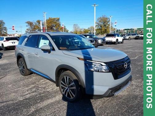 2025 Nissan Pathfinder Platinum