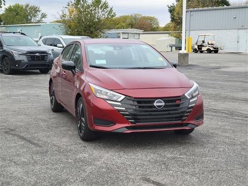 2025 Nissan Versa 1.6 SR