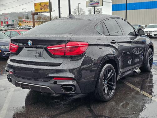 2017 BMW X6 xDrive50i