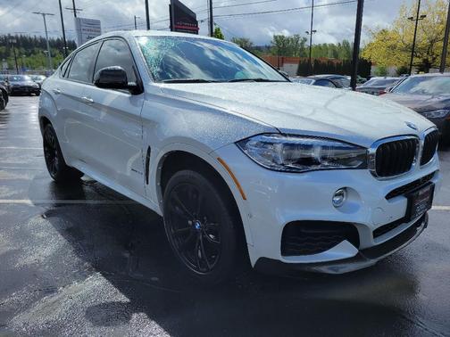 Photo 3 of 30 of 2017 BMW X6 xDrive35i