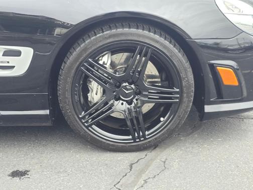 2011 Mercedes-Benz SL-Class SL 63 AMG
