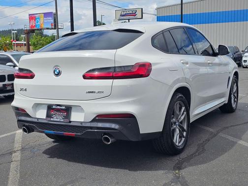 White 2019 BMW X4 xDrive30i
