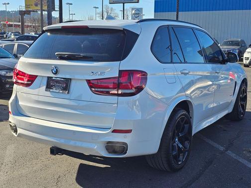 2016 BMW X5 xDrive50i