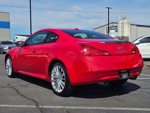Vibrant Red 2013 INFINITI G37x Base