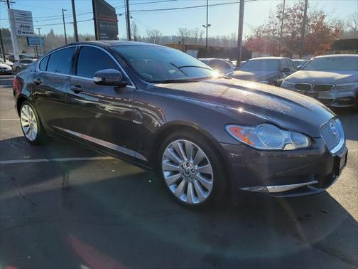 2009 Jaguar XF Premium Luxury