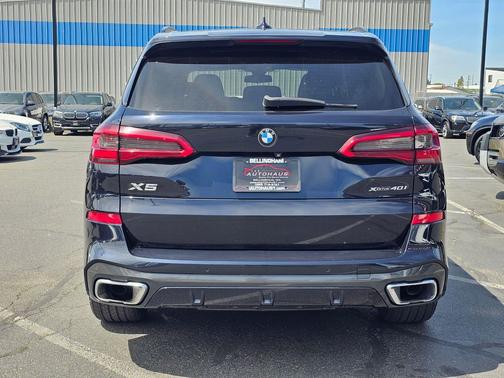Black 2019 BMW X5 xDrive40i
