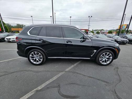 2025 BMW X5 xDrive40i