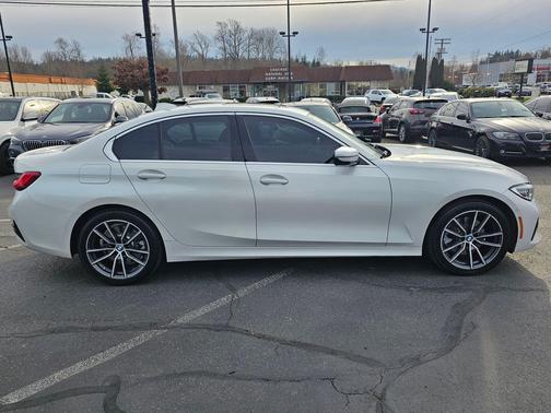 2019 BMW 330 xDrive