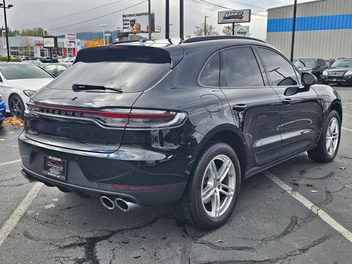 2019 Porsche Macan Base