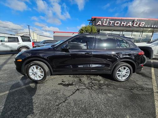 2017 Porsche Cayenne Base