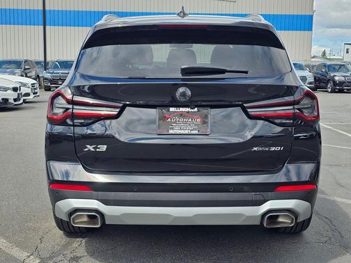 Black 2022 BMW X3 xDrive30i