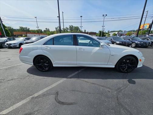 2012 Mercedes-Benz S-Class 4MATIC