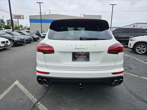 2015 Porsche Cayenne E-Hybrid S
