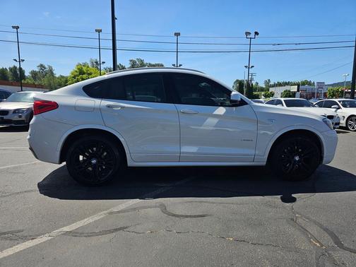White 2016 BMW X4 xDrive35i