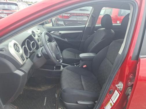 2009 Pontiac Vibe Base