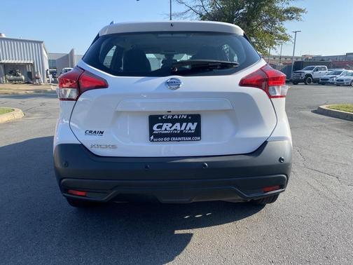 2020 Nissan Kicks S