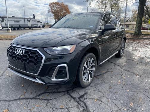2023 Audi Q5 45 S line Premium