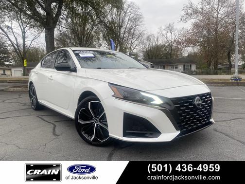 2023 Nissan Altima SR FWD