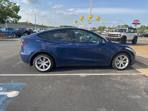 2021 Tesla Model Y Long Range Dual Motor All-Wheel Drive