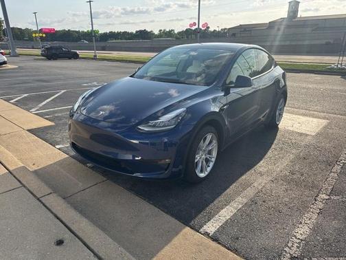 2021 Tesla Model Y Long Range Dual Motor All-Wheel Drive