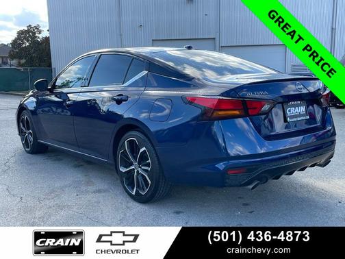 2023 Nissan Altima SR FWD
