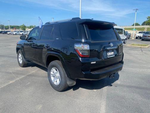 Midnight Black Metallic 2022 Toyota 4Runner SR5