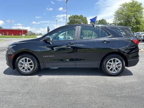 2023 Chevrolet Equinox LS