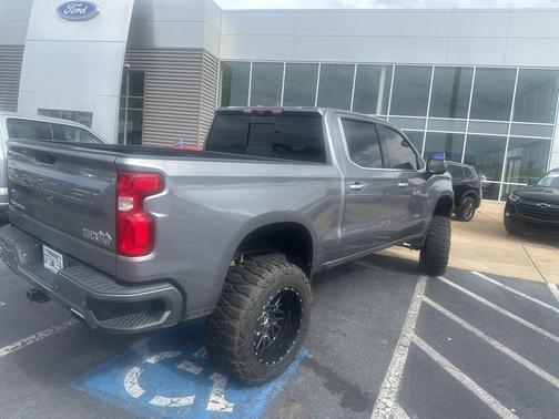 2020 Chevrolet Silverado 1500 High Country